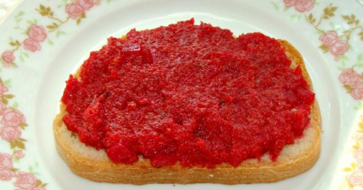  тушеная икра из свеклы, кабачков и огурца