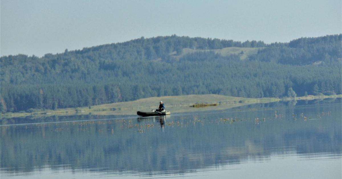 На утренний клев на лодке