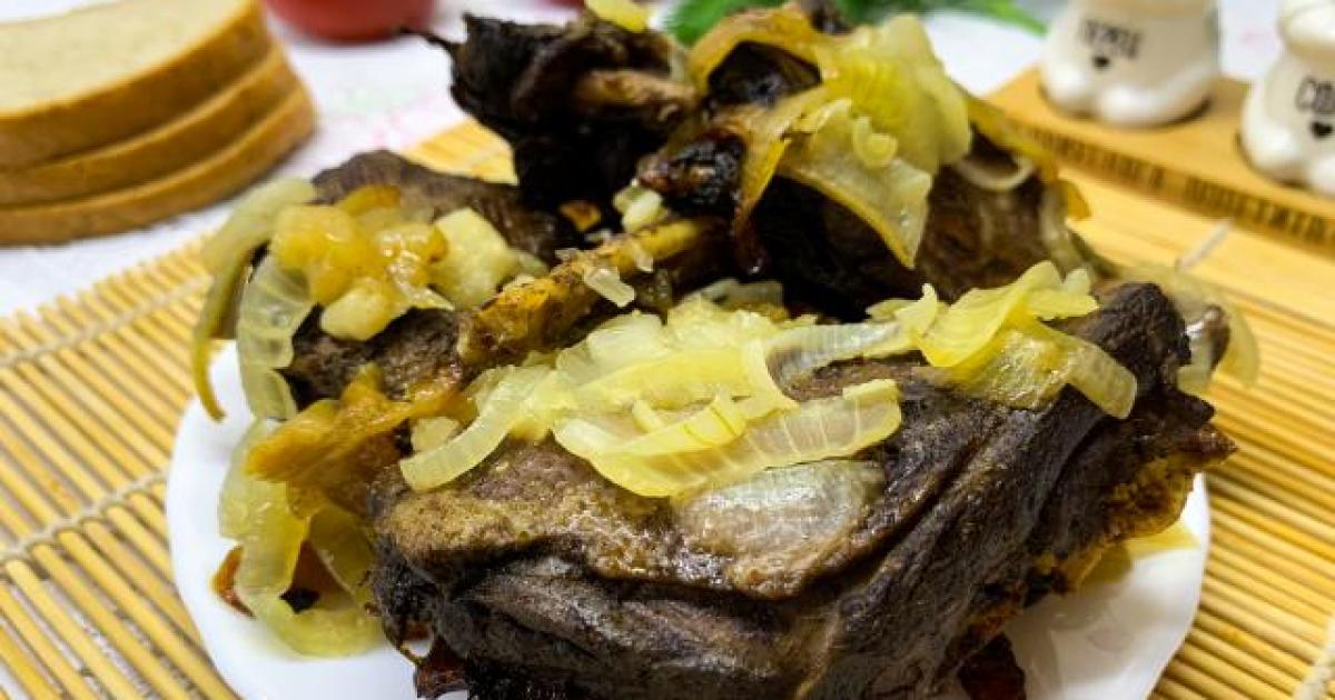 Готовим дикую утку с луком в казане